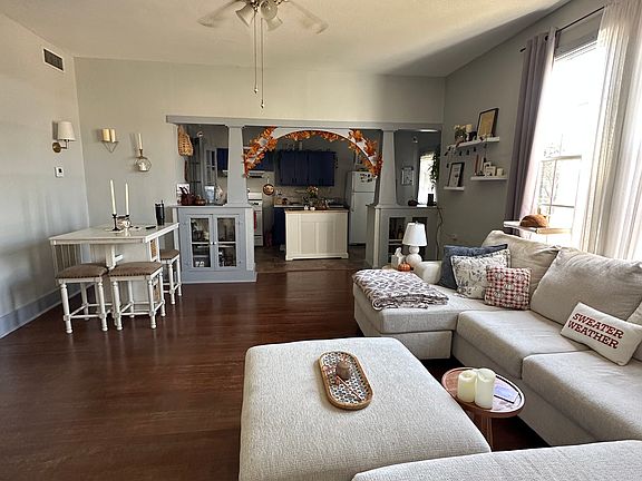 5th image of 323 Saint Mary St APT 1