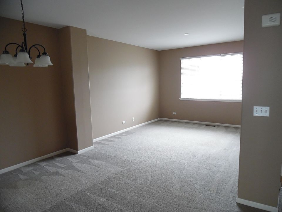 659 S Parkside Dr Round Lake IL Zillow