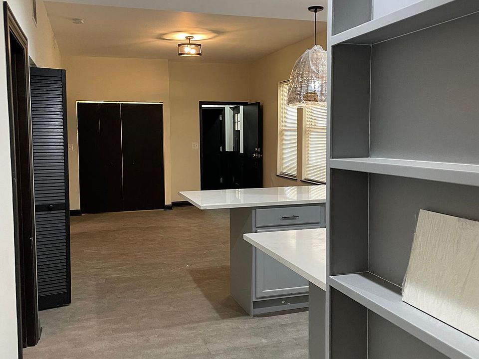 1st image of 4614 S Paulina St #1R