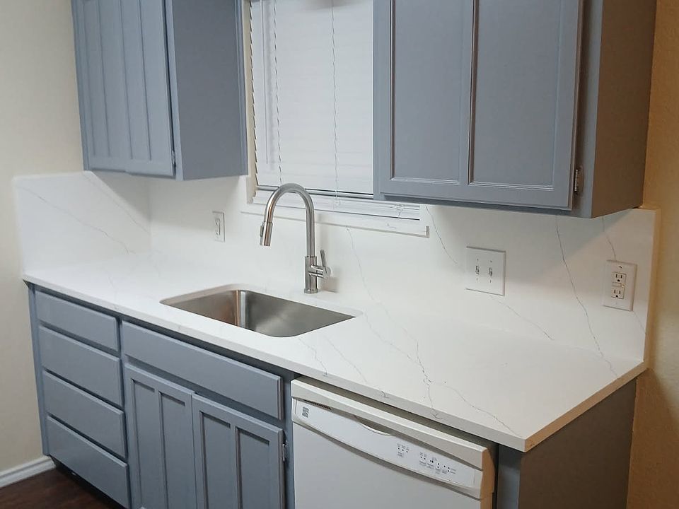 1st image of 248 Market St APT H