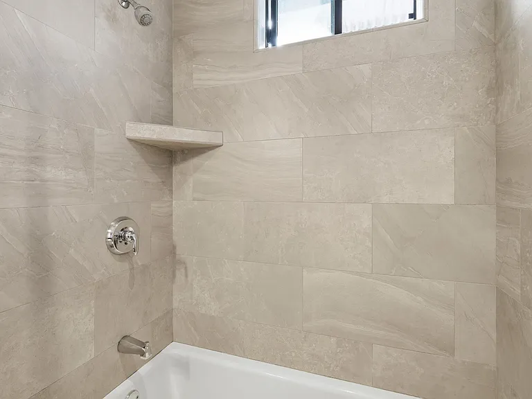 Upscale Westside Living! Spacious 2BD/2BA Above Copal Restaurant — Photo 33