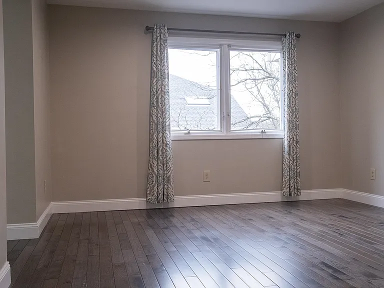 55 Clarken Dr — Photo 10