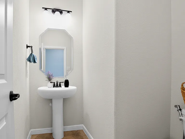 3912 Crater Cir — Photo 25