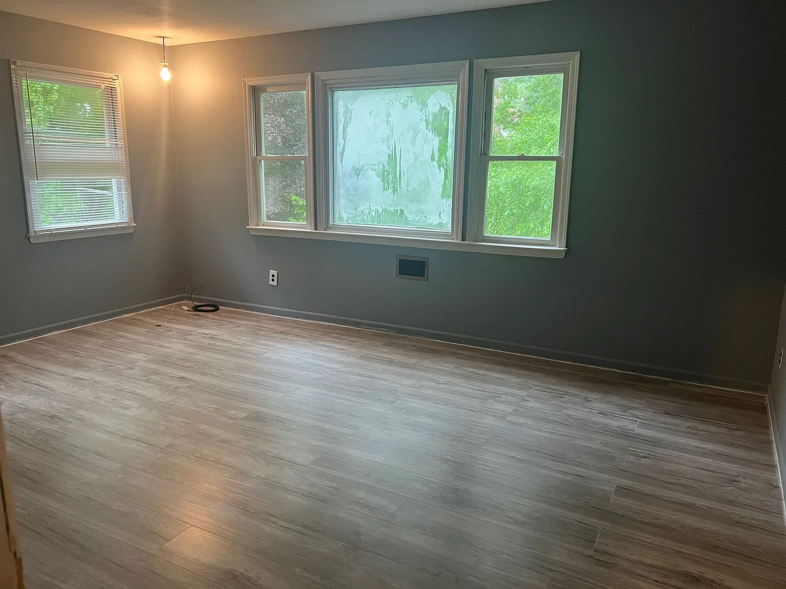 1 bed, 1000 sqft, $1,650 — Photo 2