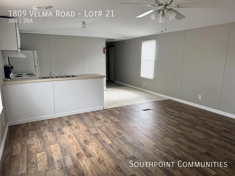 1809 Velma Rd #21 — Photo 2