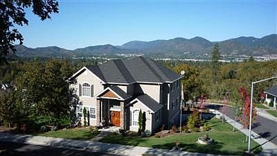 5th image of 2243 SE Linden Ln