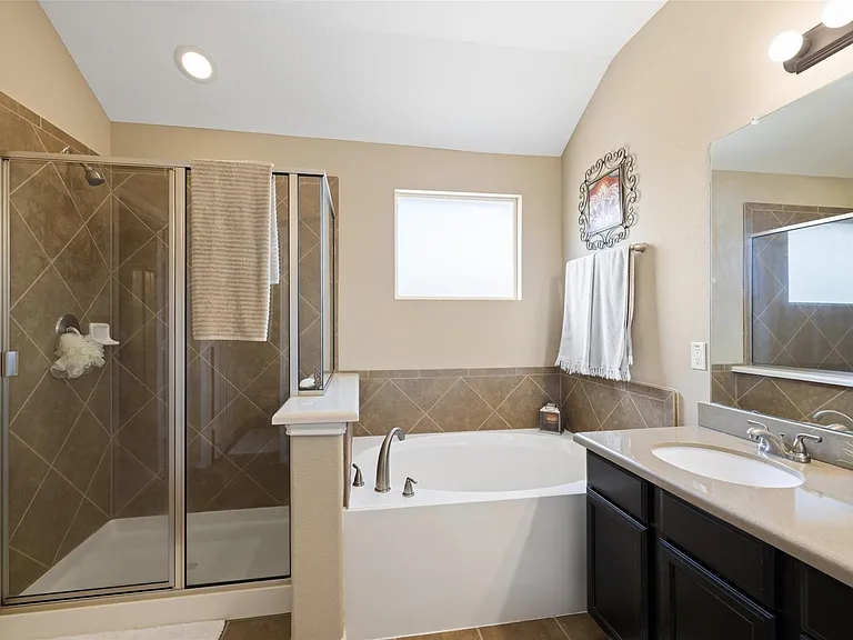 9135 Solvista Pass Ln — Photo 23