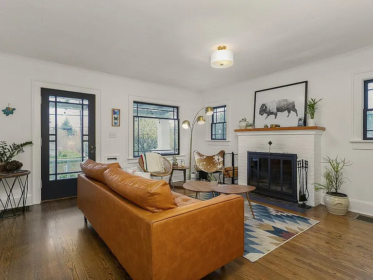 6162 E Burnside St — Photo 20