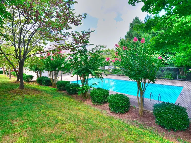 303 Smith Level Rd #F34 — Photo 13