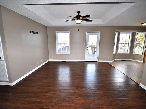 2nd image of 1305 Hand Dr
