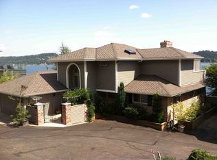 10304 Riviera Pl NE, Seattle, WA 98125