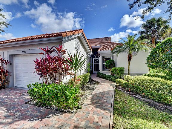 3rd image of 7784 Majestic Palm Dr