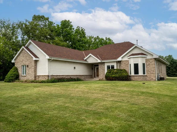 S73W14390 Woods ROAD, Muskego, WI 53150