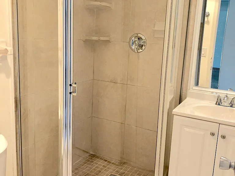 9330 Lagoon Pl #205 — Photo 18