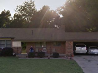 2115 N Larkspur St, Wichita, KS 67208