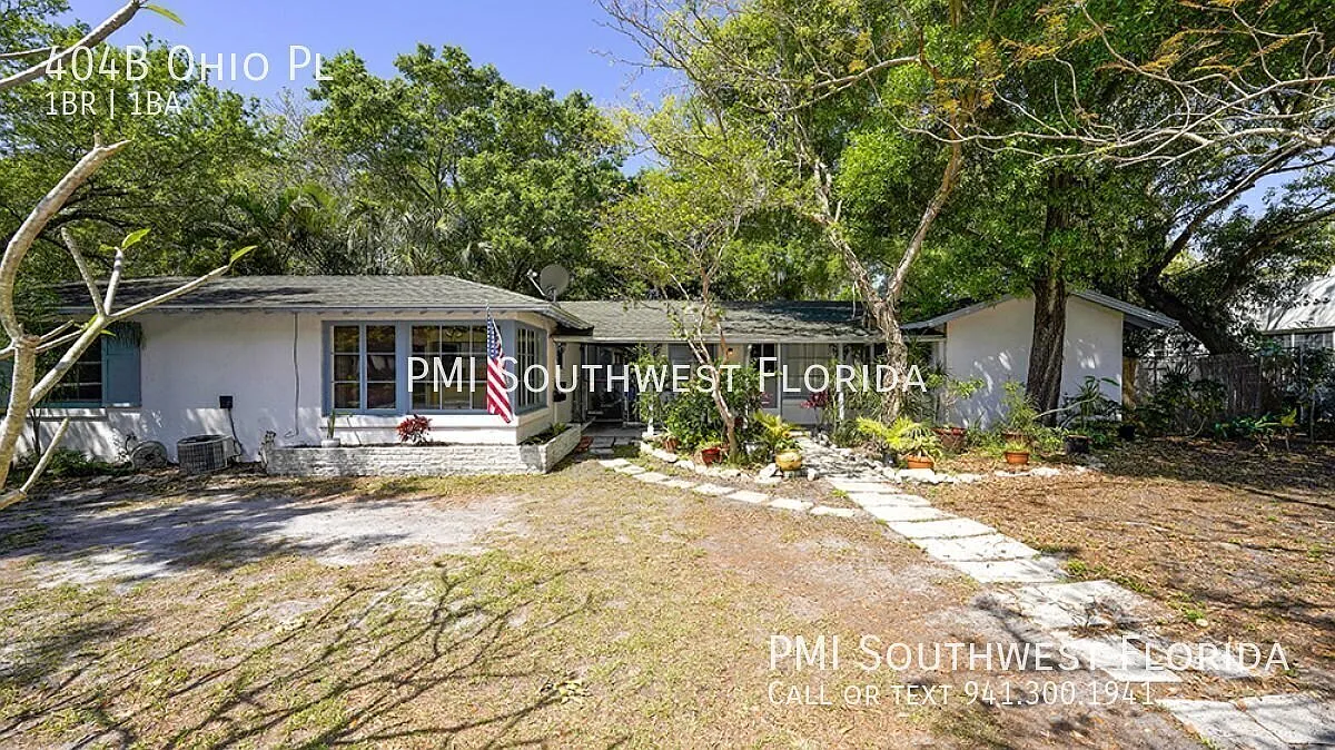1BR, 1BA, Historic District Laurel Park, Downtown Sarasota — Photo 1