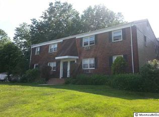 5 Cross Rd APT 300A, Matawan, NJ 07747