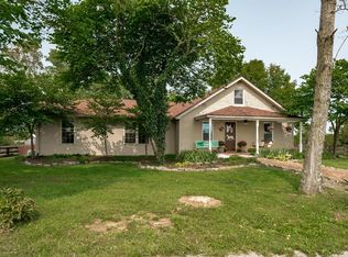 1415 Oregon Rd, Versailles, KY 40383