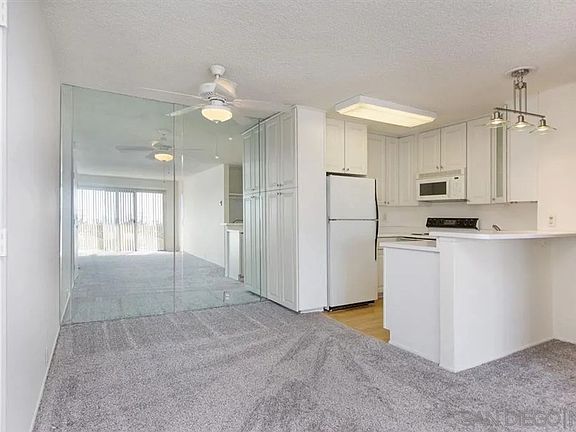 4th image of 1775 Diamond St Unit 230