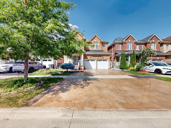 35 Godliman Rd, Brampton, ON L6X 5G3