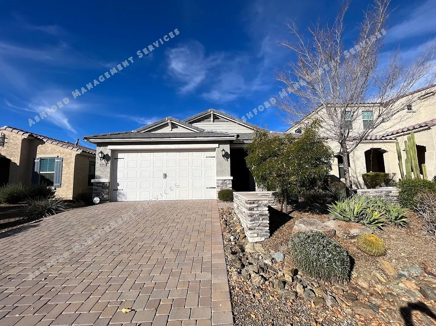 Beautiful 3 Bedroom 2 Bathroom Home In Peoria — Photo 3