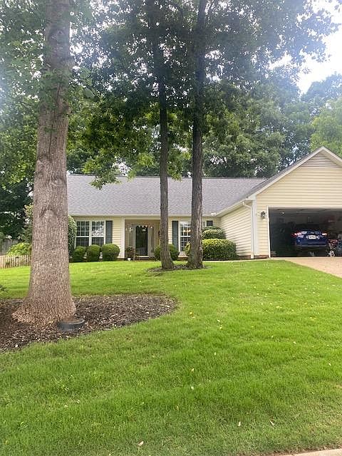 1st image of 308 N Autumn Crest Pl