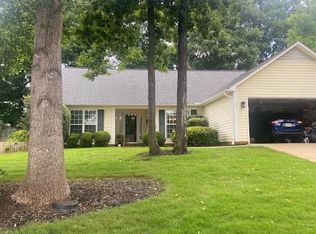 308 N Autumn Crest Pl, Taylors, SC 29687