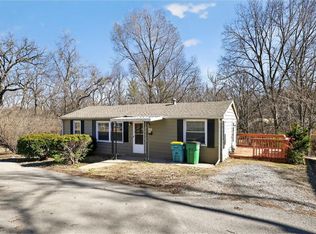 2209 S Hawthorne Ave, Independence, MO 64052