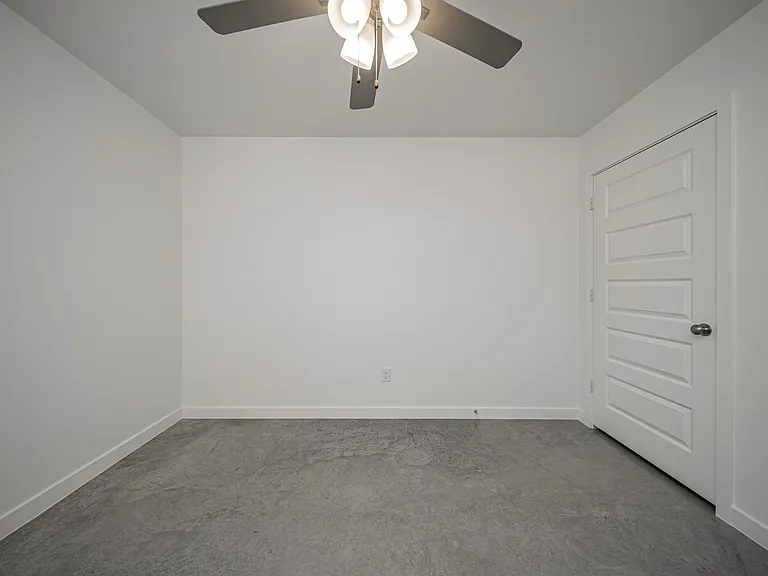 1250 Croft Ln — Photo 38