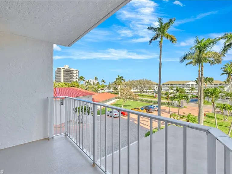 10701 Gulf Shore Dr #302 — Photo 16
