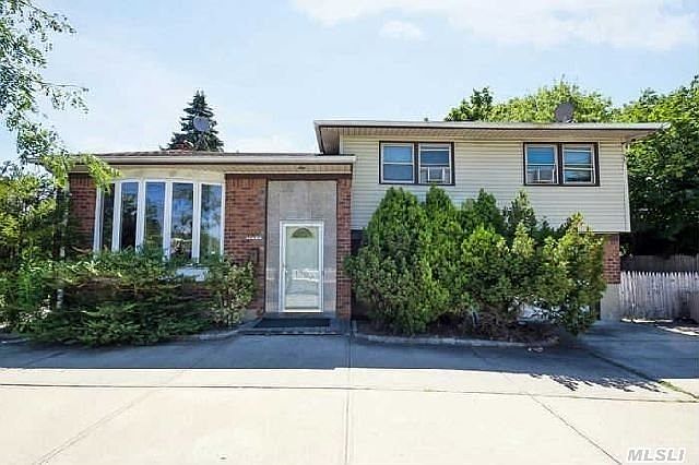 1st image of 1640 Prospect Ave