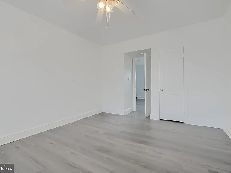 2906 Clearview Ave — Photo 9