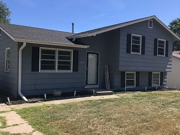 3421 E 39th Ct, Des Moines, IA 50317