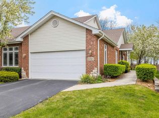 10740 Canterbury Dr, Mokena, IL 60448