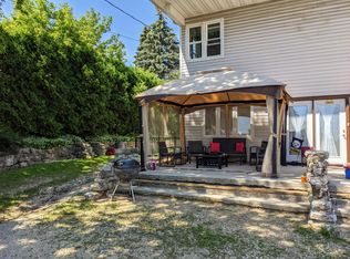 1016 S 18th St, Manitowoc, WI 54220