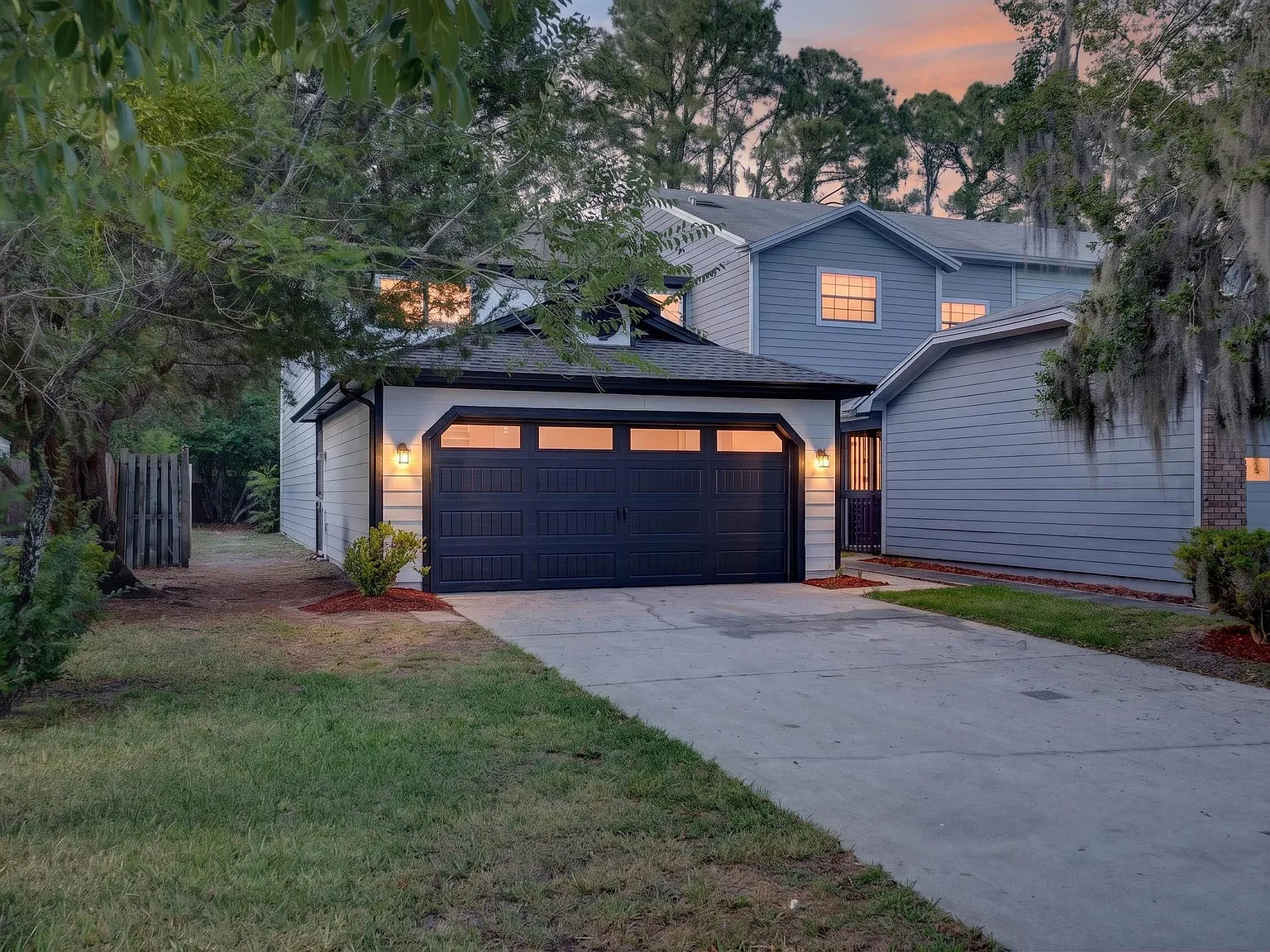 2 bed, 2.5 bath, 1880 sqft, $2,100 — Photo 3