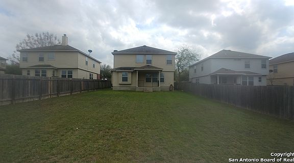 3rd image of 10343 Oakwood Crst