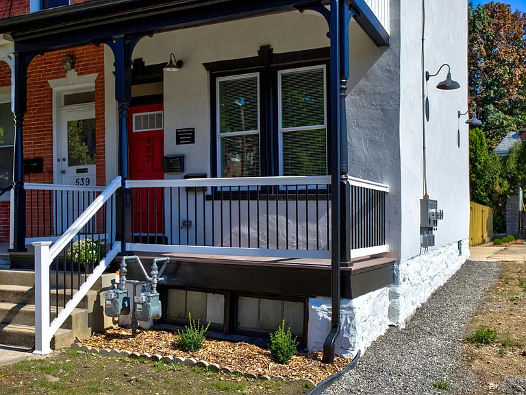 537 N Plum St — Photo 20