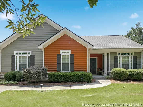 249 Nandina Ct, Fayetteville, NC 28311