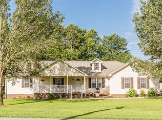 721 Ridgeway Rd, Commerce, GA 30529