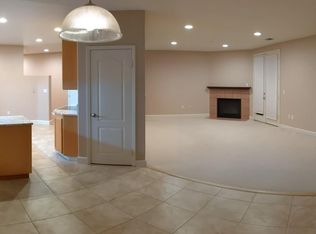 848 Diablo Ave APT 6, Novato, CA 94947