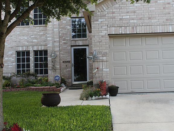 3rd image of 220 Nomad Ln