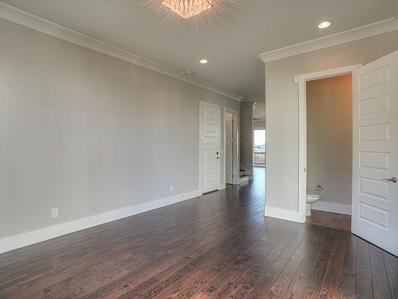 3rd image of 908 Youngs Ln