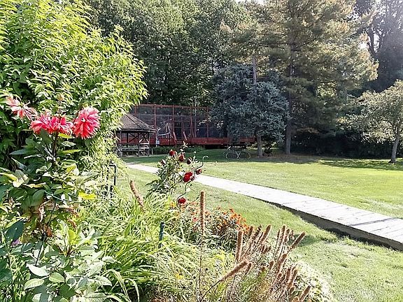Paddle Tennis, Also Private