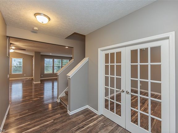 2nd image of 9036 Shady Elm Ln