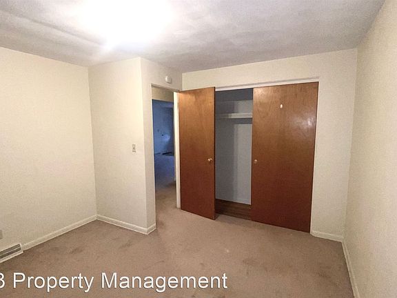 5th image of 249 E Oak Cliff Ct #6