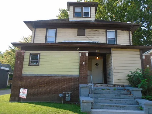 801 W North St #3 Photo 1