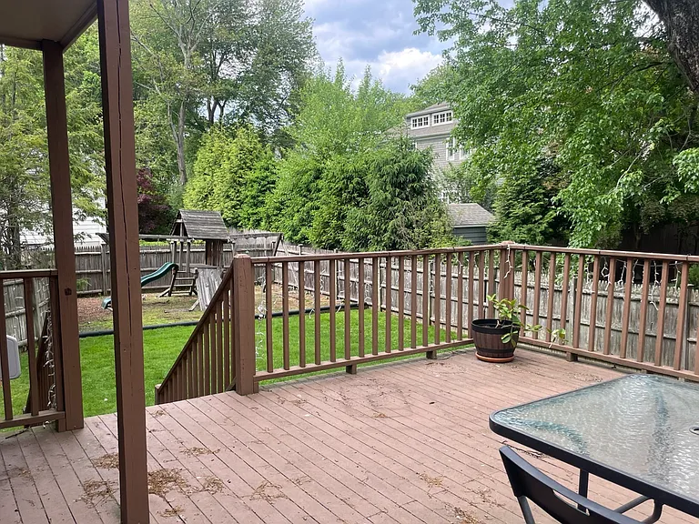 150 Gordon Rd — Photo 12