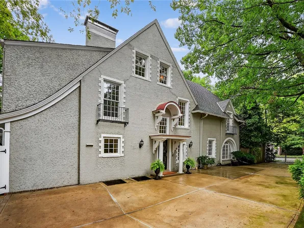 6699 Kinsman Rd, Pittsburgh, PA 15217