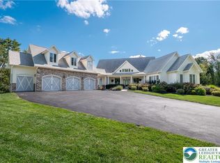 6410 Sweetbriar Ln, Zionsville, PA 18092